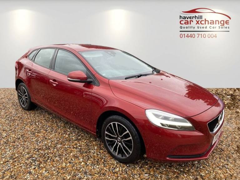 2017 Volvo V40 T2 [122] Momentum 5dr HATCHBACK PETROL Manual