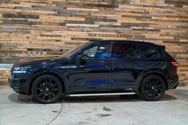 2021 Volkswagen Touareg 3.0 Touareg V6 Black Edition TDI Auto 4WD 5dr SUV Diesel Automatic