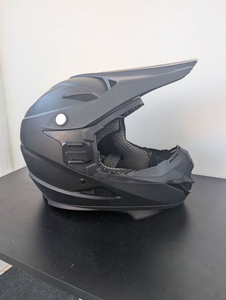 Full Face mountain bike helmet Size Large