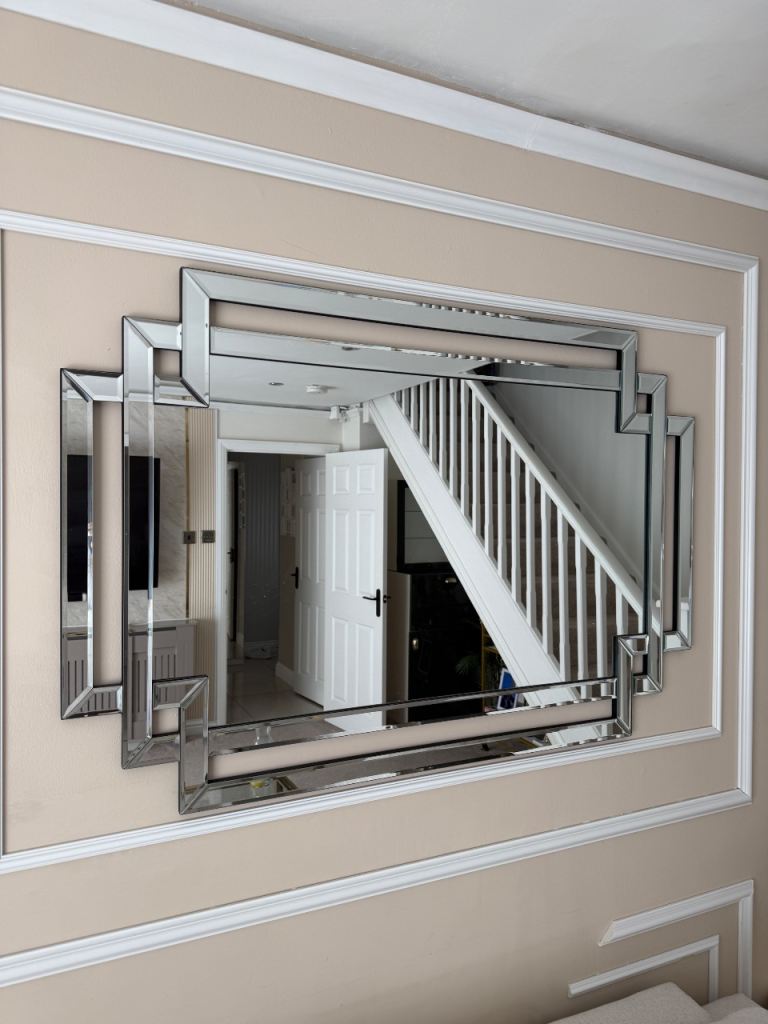 Stunning Art Deco Style Wall Mirror – Excellent Condition