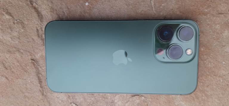 Iphone 13 Pro in excellent condition 128 GB Green