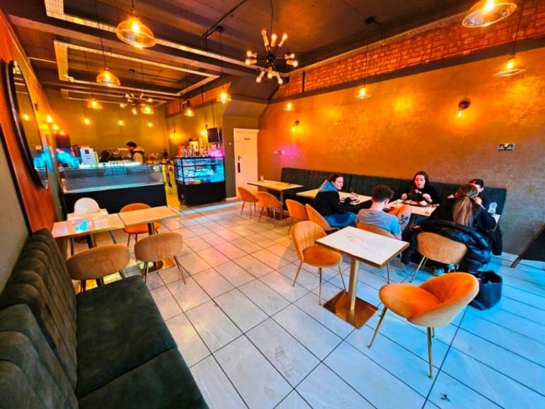 COFFEE SHOP FOR SALE