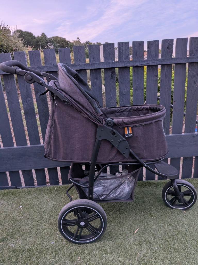 Pet pram