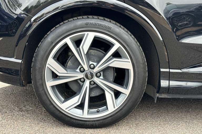 2024 Audi Q4 e-tron 50 Edition 1 Sportback 5dr Electric Auto quattro 82kWh (299 ps) ESTATE Electr...