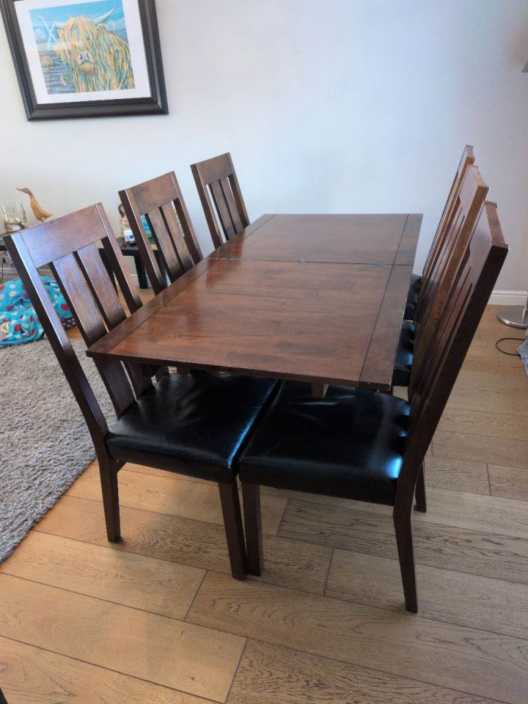 Next Dining Table & 6 Chairs 