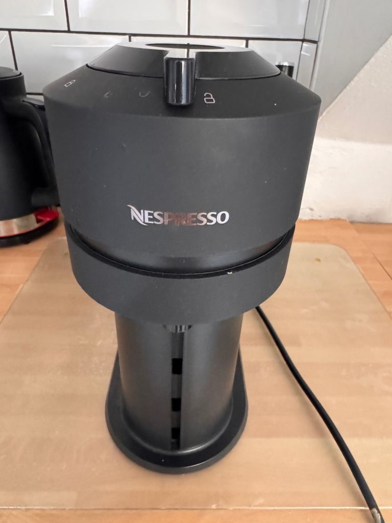 Nespresso Vertuo Coffee Machine - Black, Good Condition