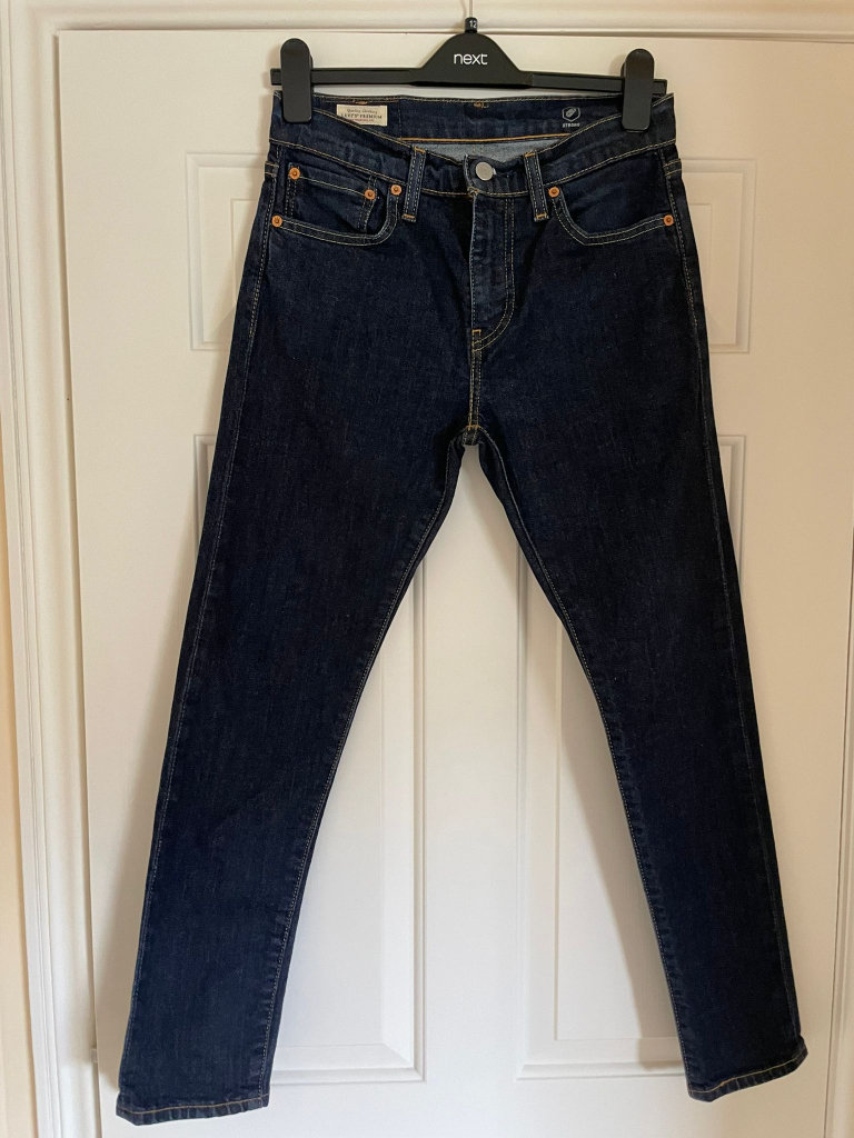 Men's Levi Jeans Size W29 L30 in good condition