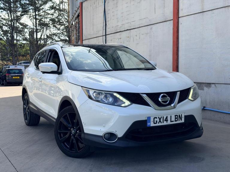 2014 Nissan Qashqai 1.2 DIG-T Tekna 2WD Euro 5 (s/s) 5dr HATCHBACK Petrol Manual