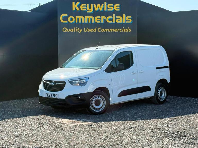 2022 Vauxhall Combo 2300 1.5 Turbo D 130ps H1 Dynamic Van Auto PANEL VAN DIESEL Automatic