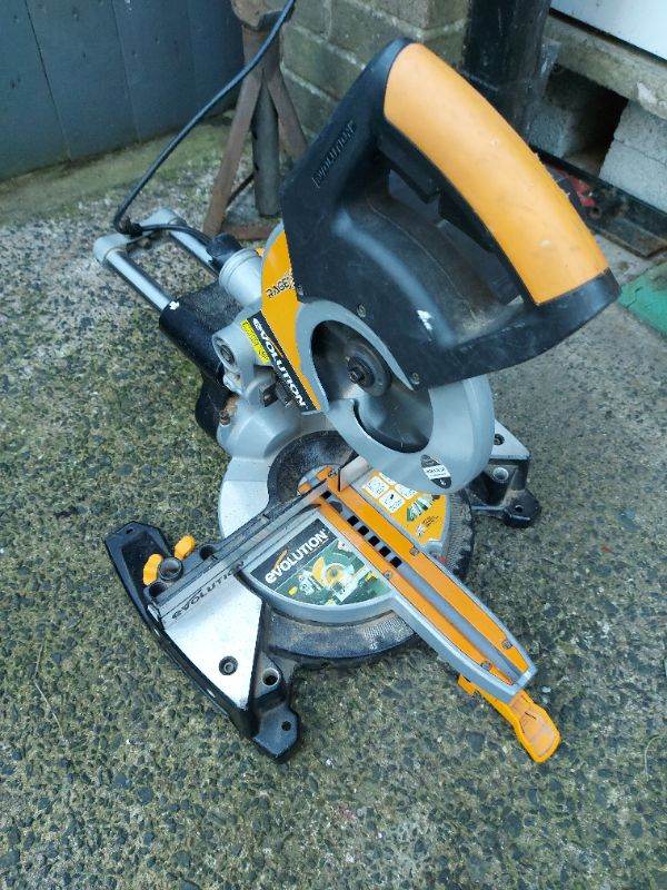 Evolution rage 3-s mitre saw