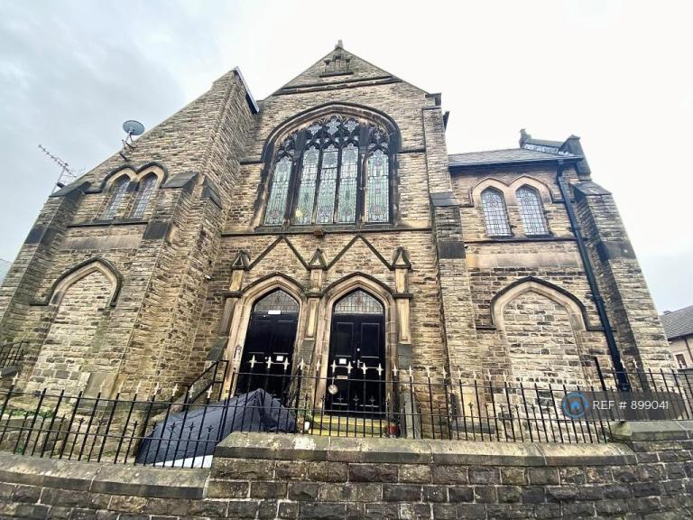 1 bedroom flat in Greystones Road, Sheffield, S11 (1 bed) (#899041)