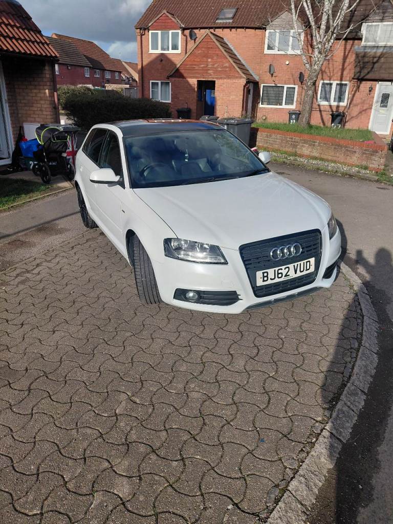 Audi, A3, Hatchback, 2012, Manual, 1197 (cc), 5 doors