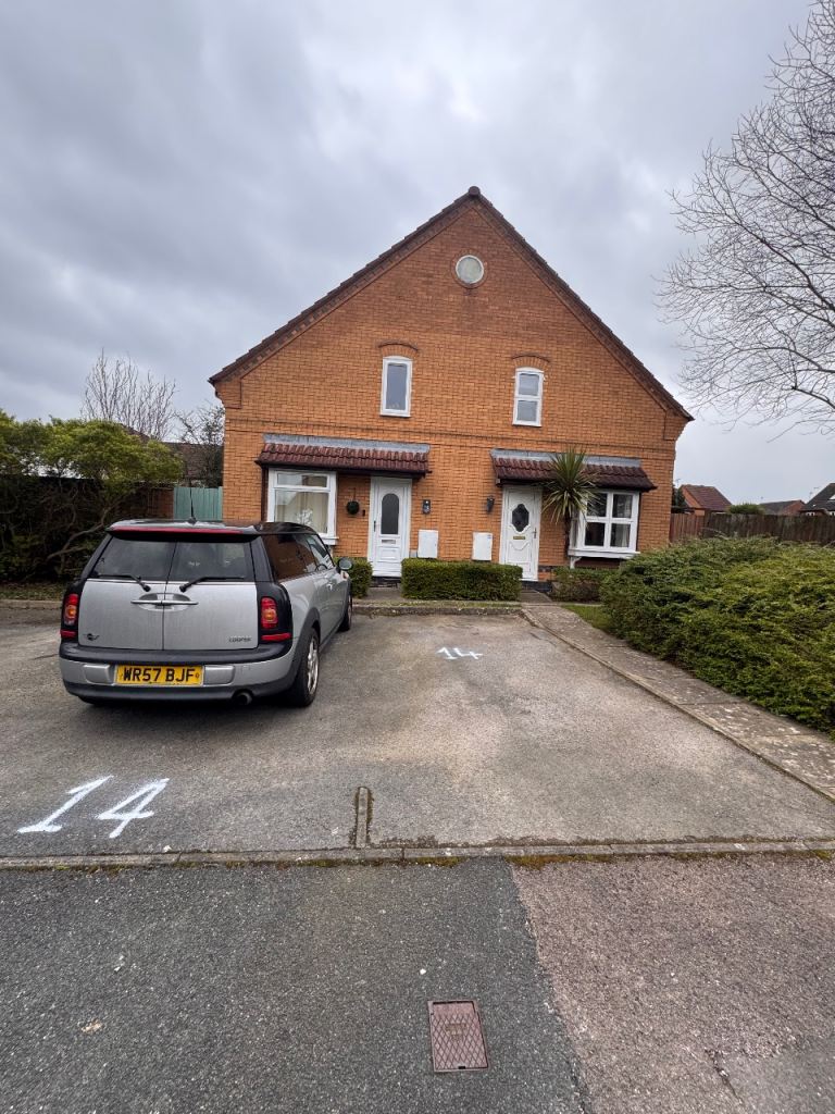 1 Bedroom Semi Detached House for Rent WR5