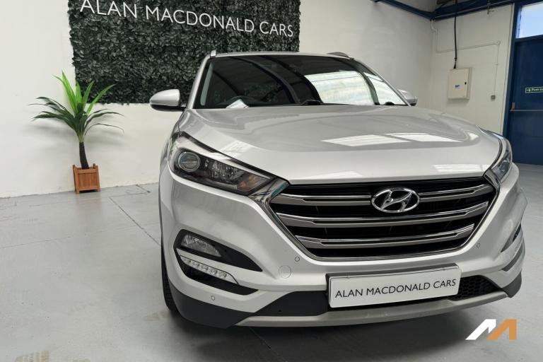 2016 Hyundai TUCSON 1.7 CRDi Blue Drive Premium SUV 5dr Diesel Manual Euro 6 (s/s) (116 ps) SUV D...