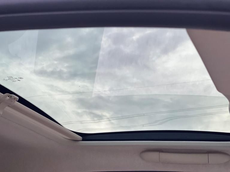 2016 Fiat 500 1.2 Lounge Euro 6 (s/s) 3dr HATCHBACK Petrol Manual