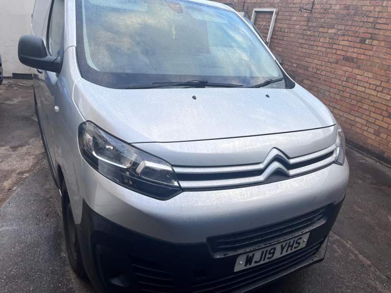 2019 19 plate Citroen dispatch 1.6 hdi 128k 1 owner no vat huge history