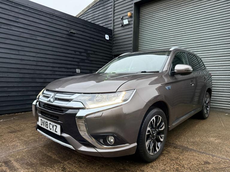 2018 Mitsubishi Outlander 2.0 Outlander 3h Commercial PHEV CVT 4WD SUV Hybrid Automatic