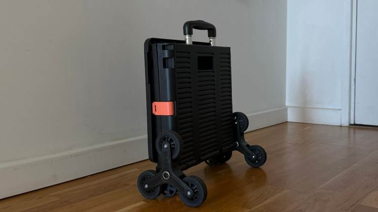 Foldable Shopping Trolley with Stair Climbing Wheels – Good Condition