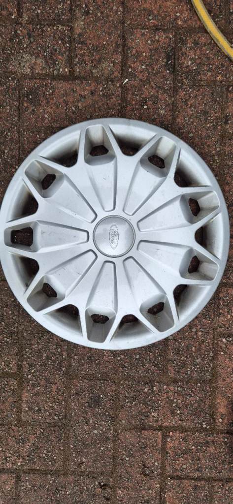 Ford transit mk8 wheel trims.