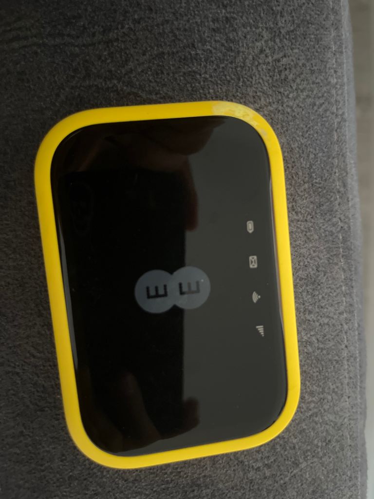 Second hand EE WIFI MODEM