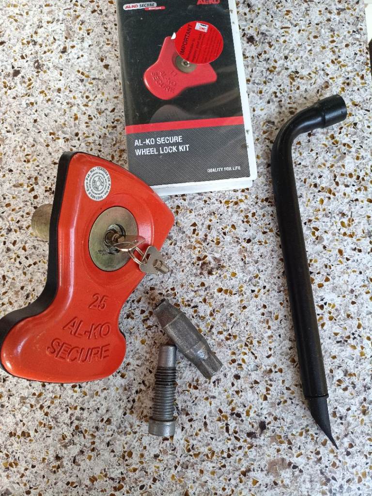 AL-KO 25 secure caravan wheel lock