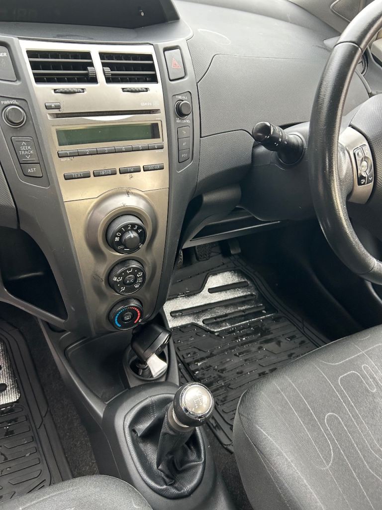 Toyota, YARIS, Hatchback, 2009, Manual, 998 (cc), 5 doors