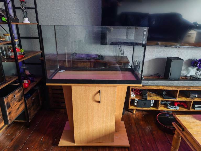 Fish Tank with Stand, Fluval Filter and Heater