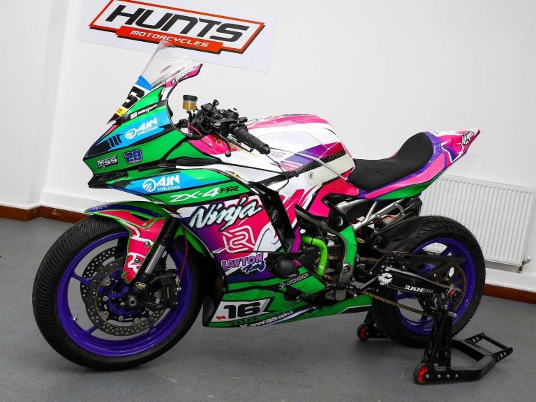 2024 Kawasaki Ninja ZX-4RR Junior Supersport Race Bike. MSS Built. £10,995
