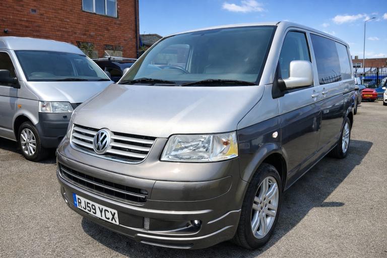 2009 VW T5 Sportline low miles crew van rock roll bed ideal day/camper van