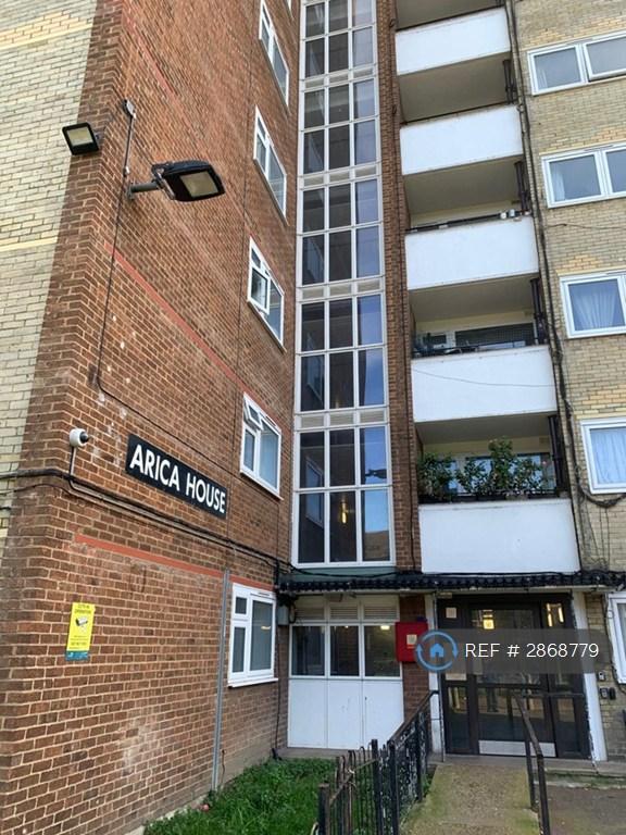 2 bedroom flat in Arica House, London, SE16 (2 bed) (#2868779)