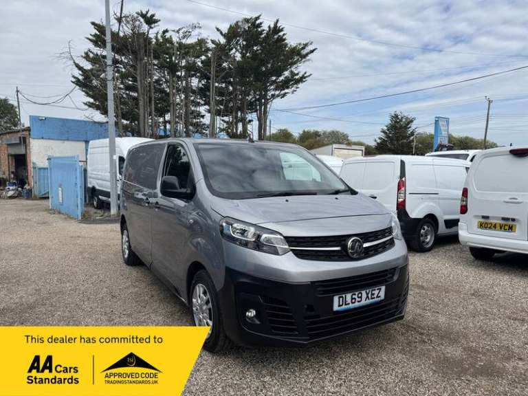 Vauxhall Vivaro L1 H1 3100 DYNAMIC S/S AIR CON CRUISE CONTROL EURO 6 ULEZ COMPLI