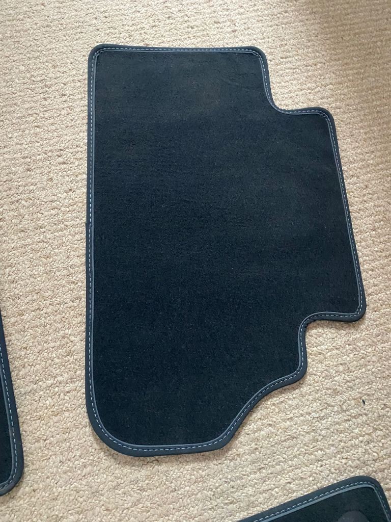 Genuine 2025 Audi Q5 Floor Mats/Carpets