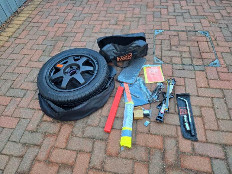 Space saving emegancy wheel any Renault Arkana full kit