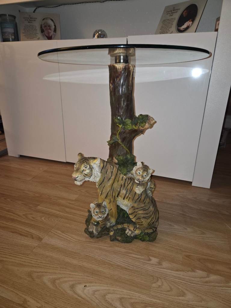 Unique Tiger Family Themed Glass Top Side Table