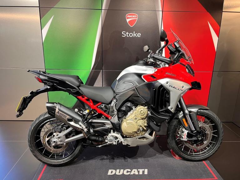 2026 75 MULTISTRADA V4 S RALLY FULL ONLY 399 MILES WITH PANNIERS