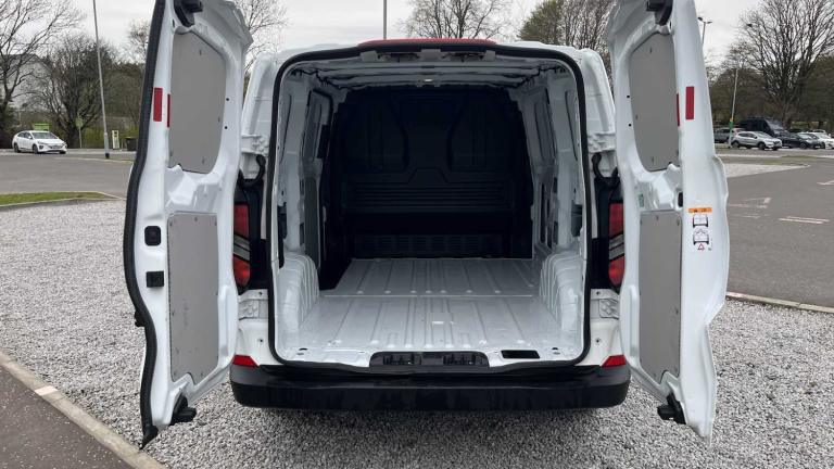 2024 Ford Transit Custom 2.5 PHEV 232ps H1 Van Trend Auto Van Plug-In Hy Automatic