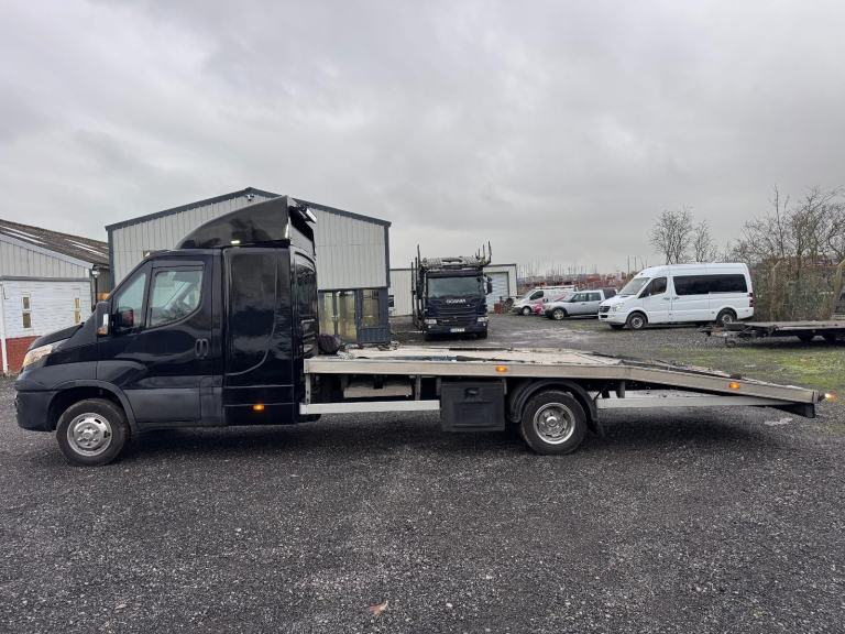 2018 68 Iveco Daily Recovery Truck. 52-180. Sleeper. AC. Winch. Ali bed. RearAir