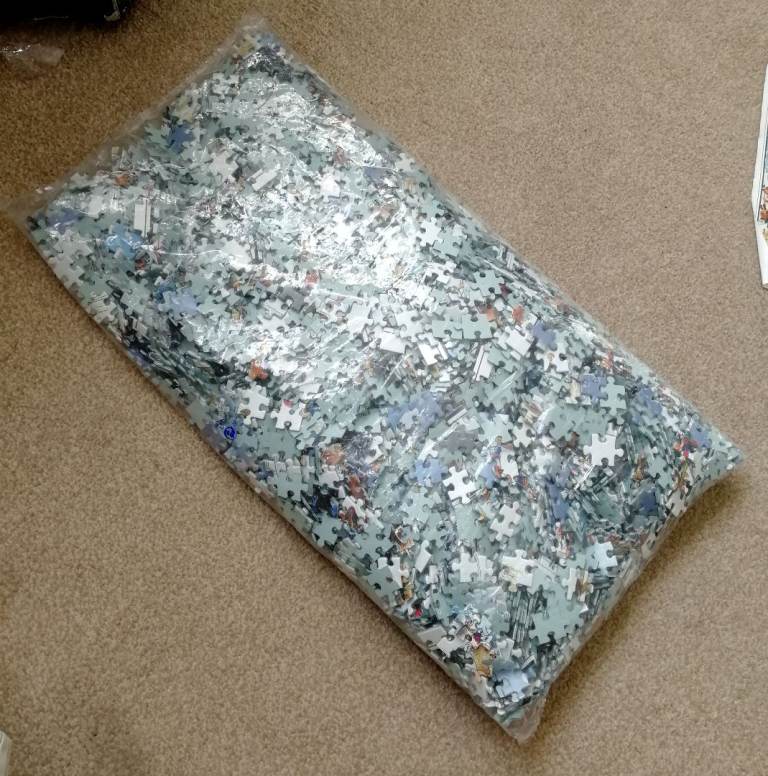 Heye Jigsaw Puzzle Napoleon's Winter Games 4000 Piece Puzzle Pieces Bag Unopened