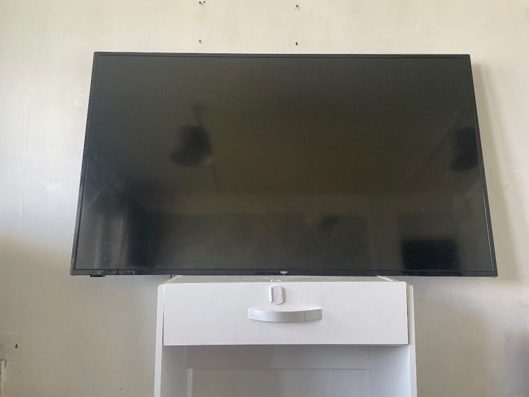 Bush tv 58 inch 