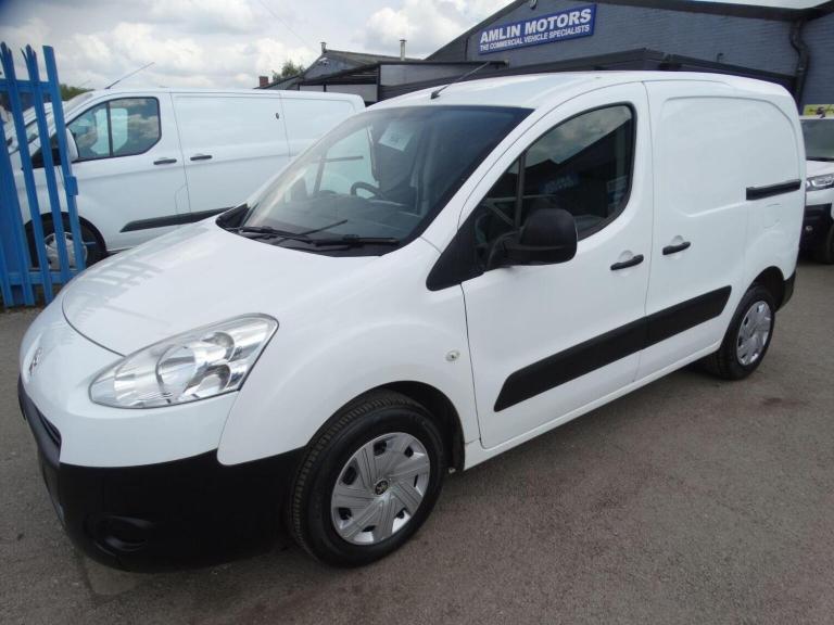 PEUGEOT PARTNER 1.6 HDi 850 S L1 4dr 2013