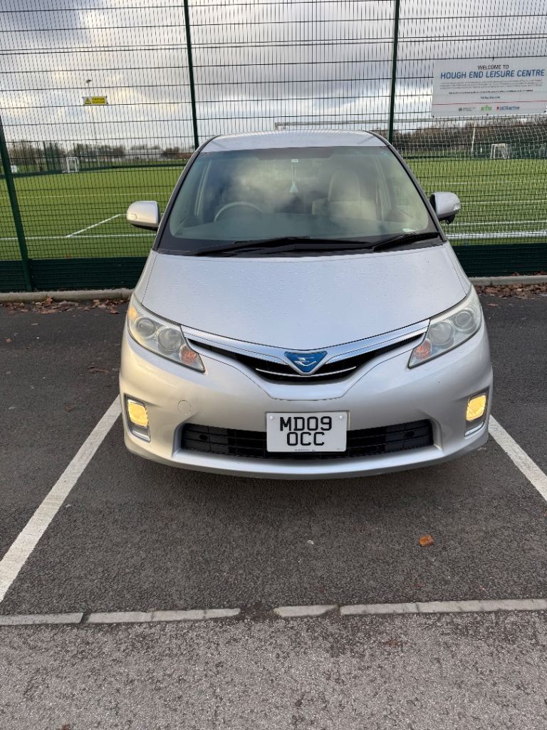 Toyota Estima hybrid
