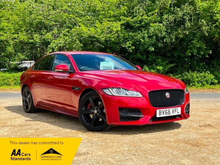 Jaguar XF D R-SPORT