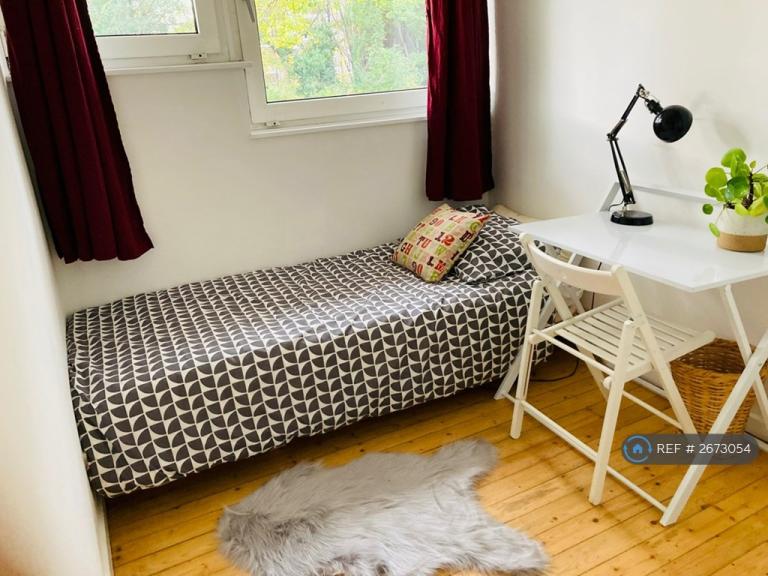 image for 1 bedroom in Orwell Court, London, E8 (#2673054)