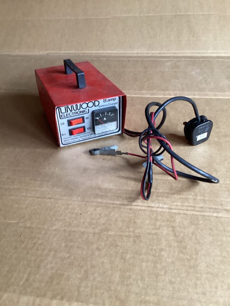 Car battery charger 