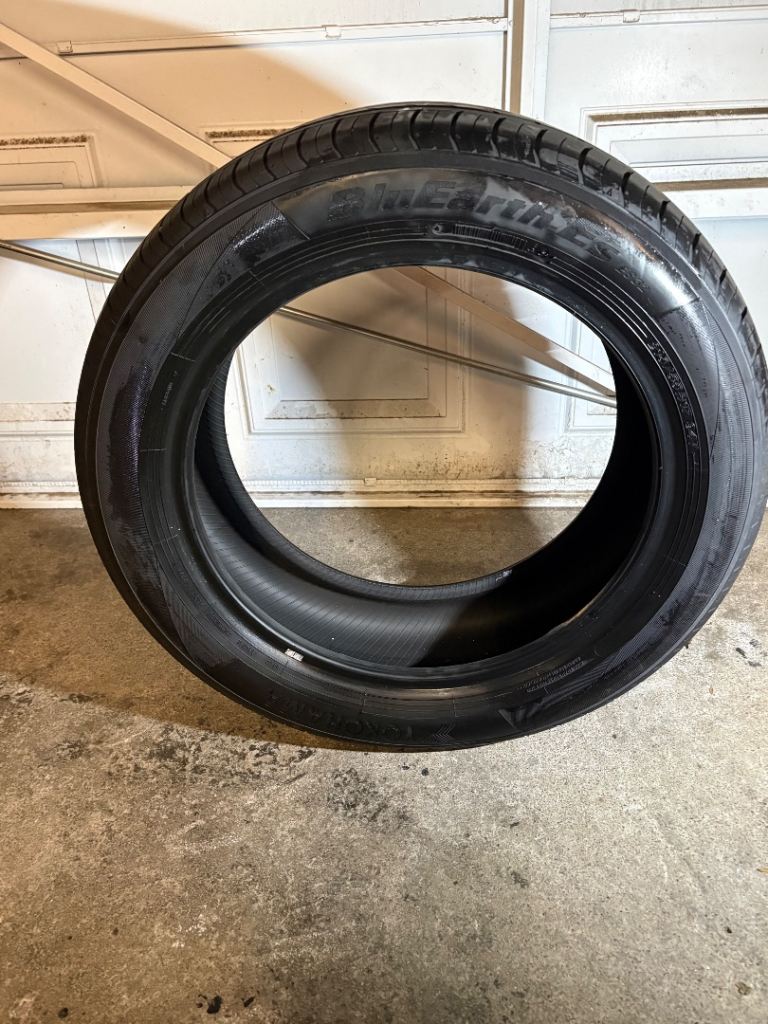 Yokohama BlueEarth tyre for sale