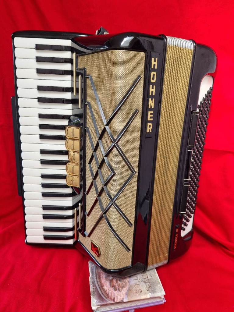 Hohner Virtuola 120 Bass Accordion 