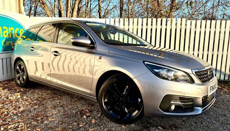 CAN'T GET CREDIT? CALL US! Peugeot 308 SW 1.2 PureTech Tech Edition - £149 DEPOSIT, £63 PER WEEK