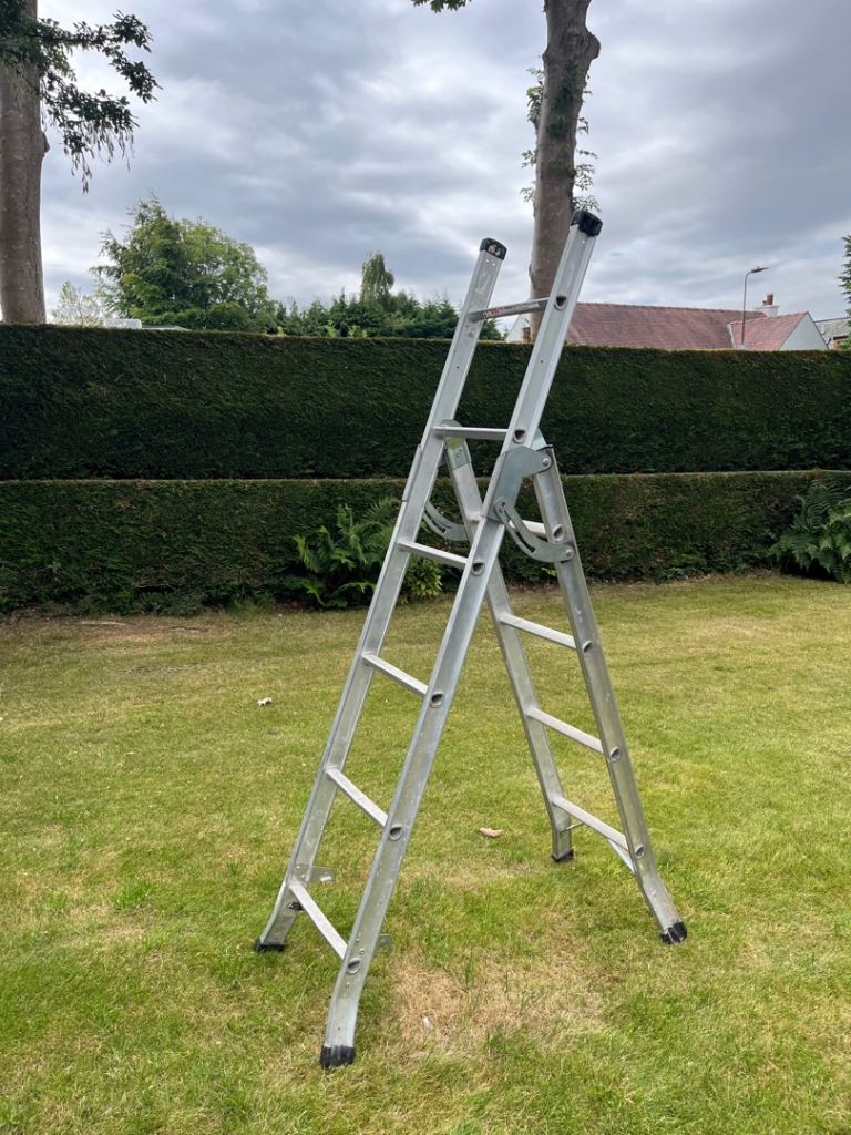 Abru 3 in 1 stepladder, extension ladder and stairwell mode 