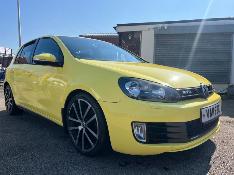 2011 VOLKWAGEN GOLF 2.O TDI GTD 170 ULTRA RARE FACTORY YELLOW WOW STAND OUT CAR