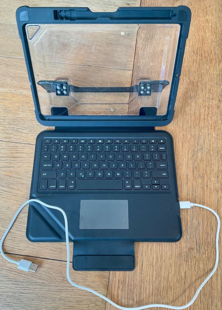 STM Goods Dux Keyboard Case Trackpad USB-C for iPad 10th Gen, Apple Pencil Gen 1 Slot
